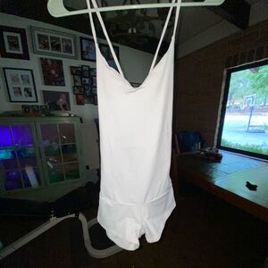 Mika/L/white/lace-up back/bodysuit